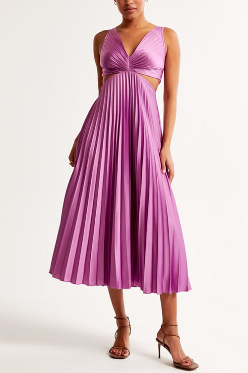 Evelyn - Sleeveless Pleated Maxi Dress