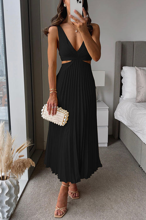 Evelyn - Sleeveless Pleated Maxi Dress