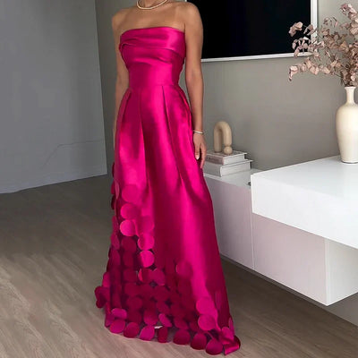 Emilia - Elegant Maxi Dress