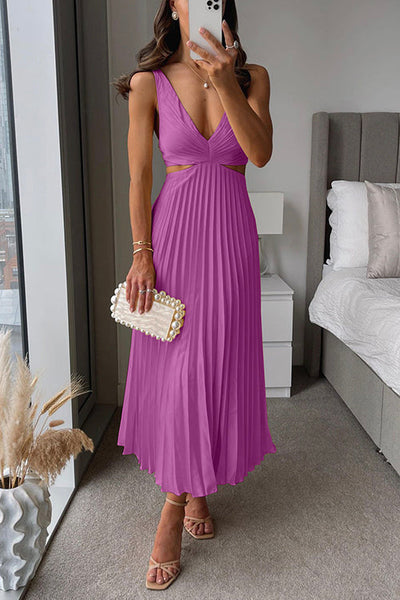 Evelyn - Sleeveless Pleated Maxi Dress