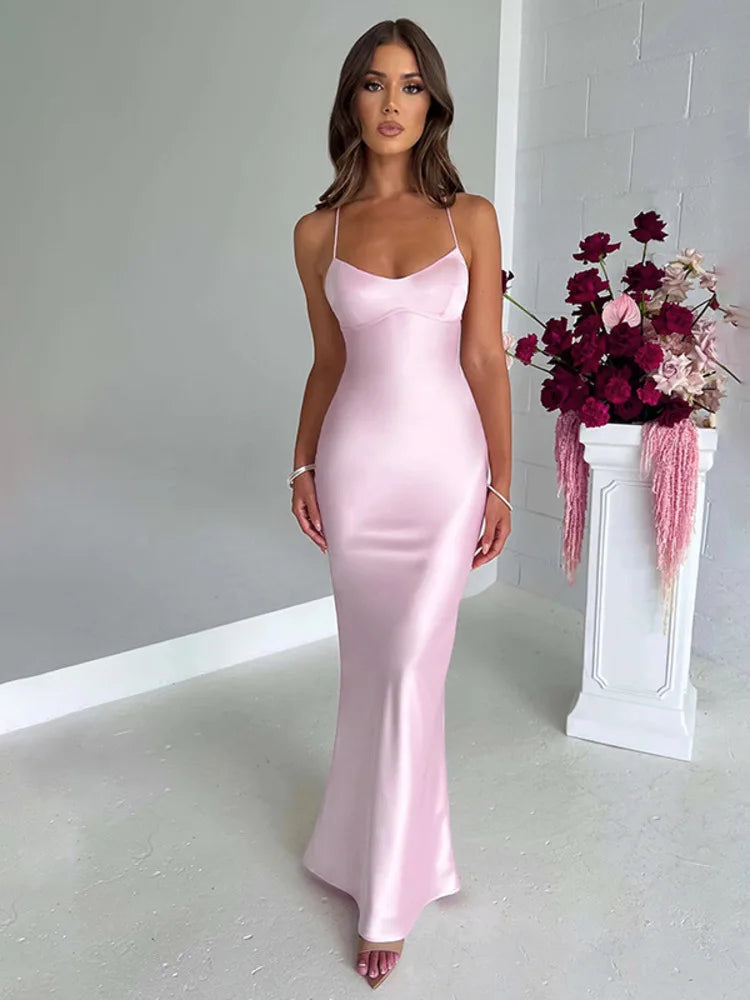 Deborah - Elegant Maxi Dress