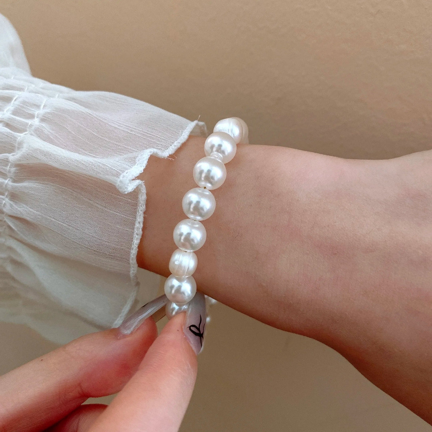 Elegant Pearl Bracelet