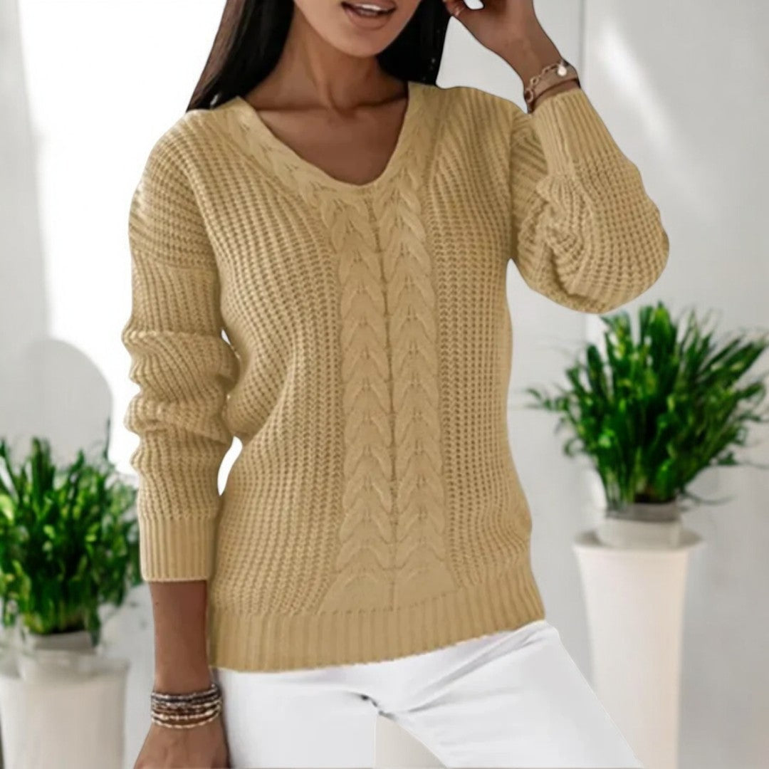 EMMA - CLASSIC KNITTED SWEATER