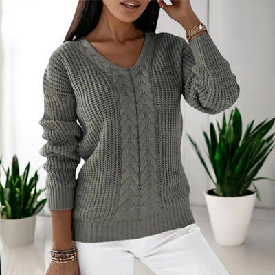 EMMA - CLASSIC KNITTED SWEATER